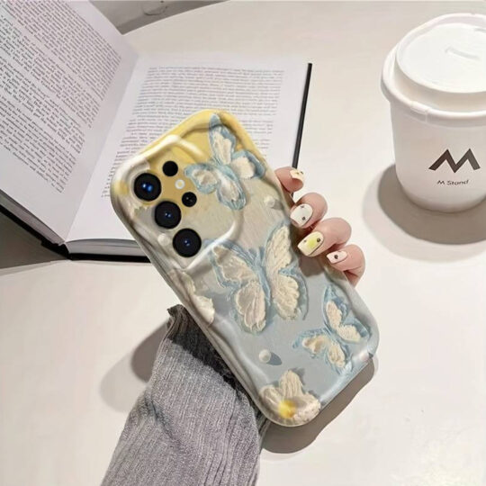 Peeperly Blissful Flutter Embossed Butterfly Case - Samsung - view 2