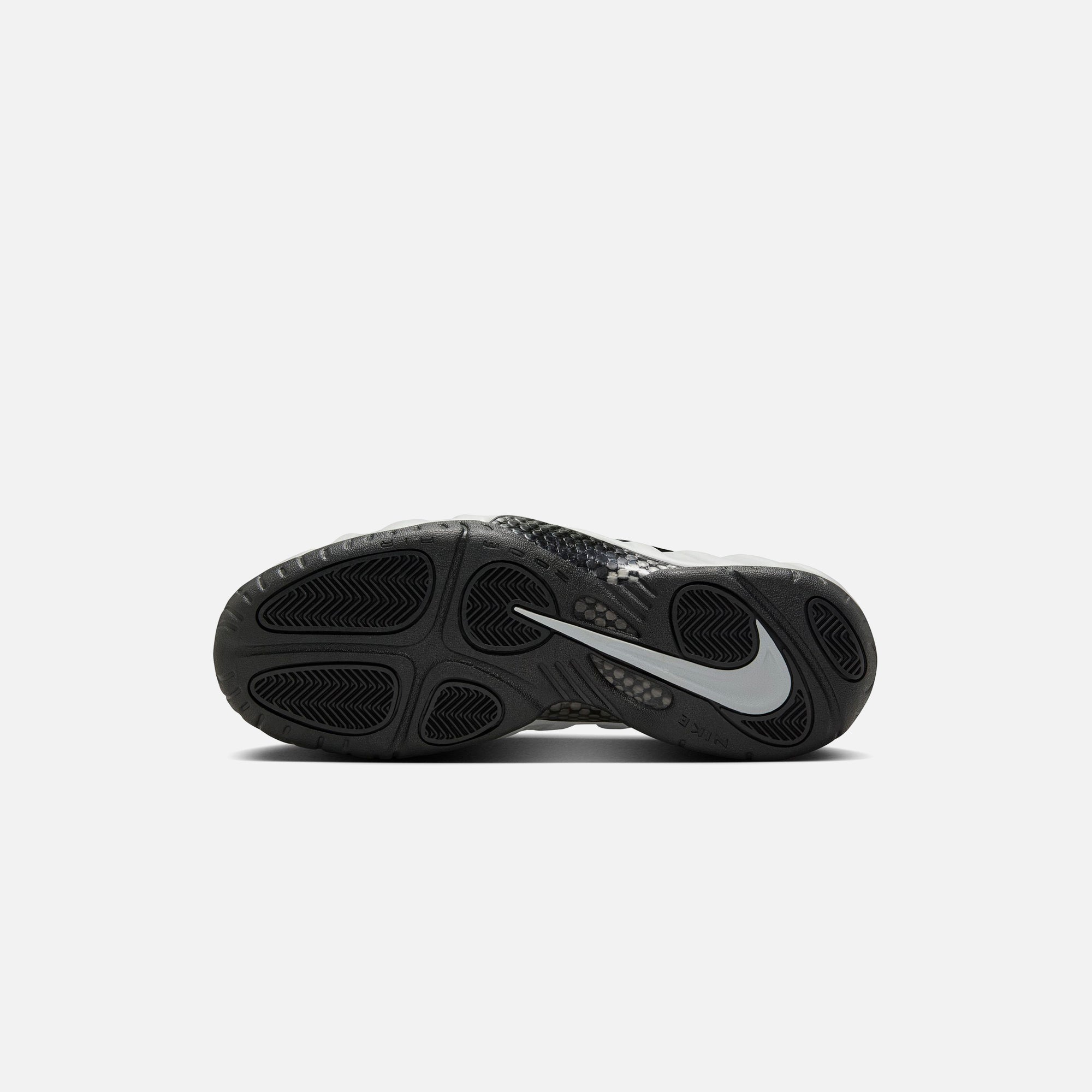 Nike Air Foamposite Pro - Wolf Grey / Black - view 9