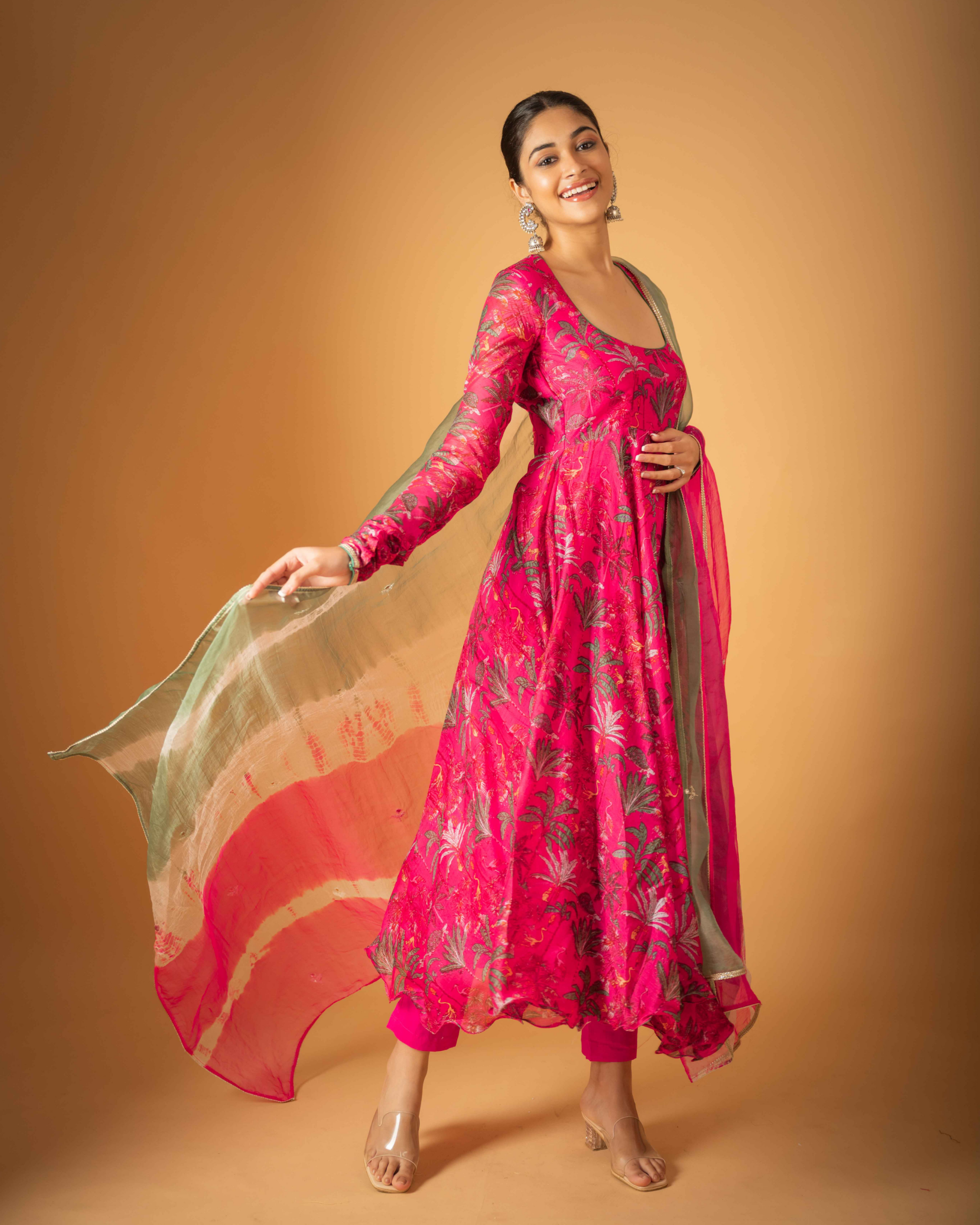 Aachho Taavi Chanderi Suit Set - view 7