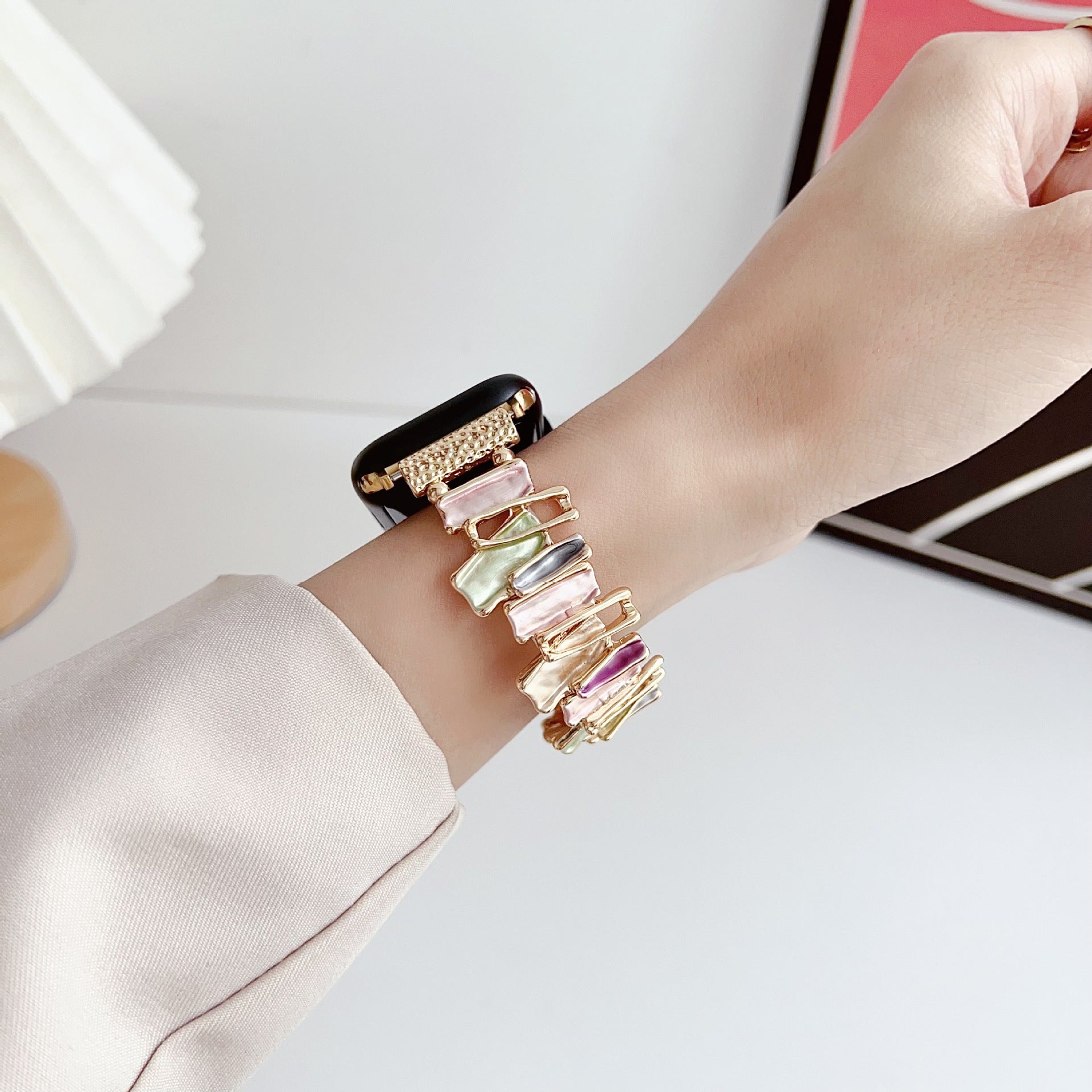 Peeperly Dynamic Geometric Elastic Strap for Apple Watch - view 8