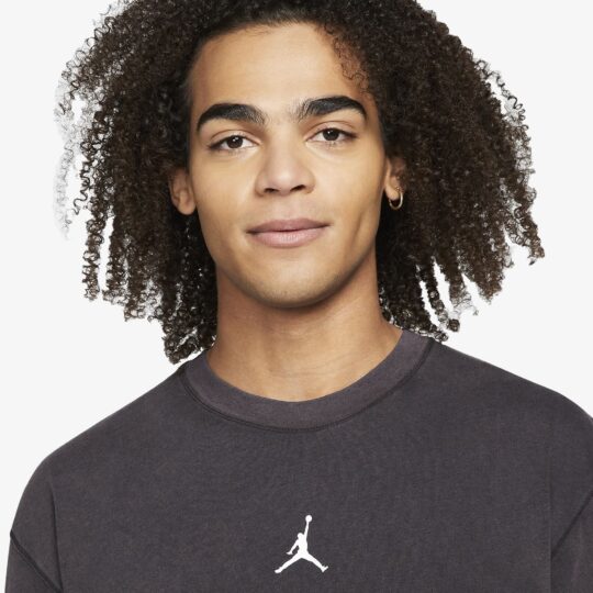 Jordan | DRI-FIT SPORT { BLACK/WHITE - view 2