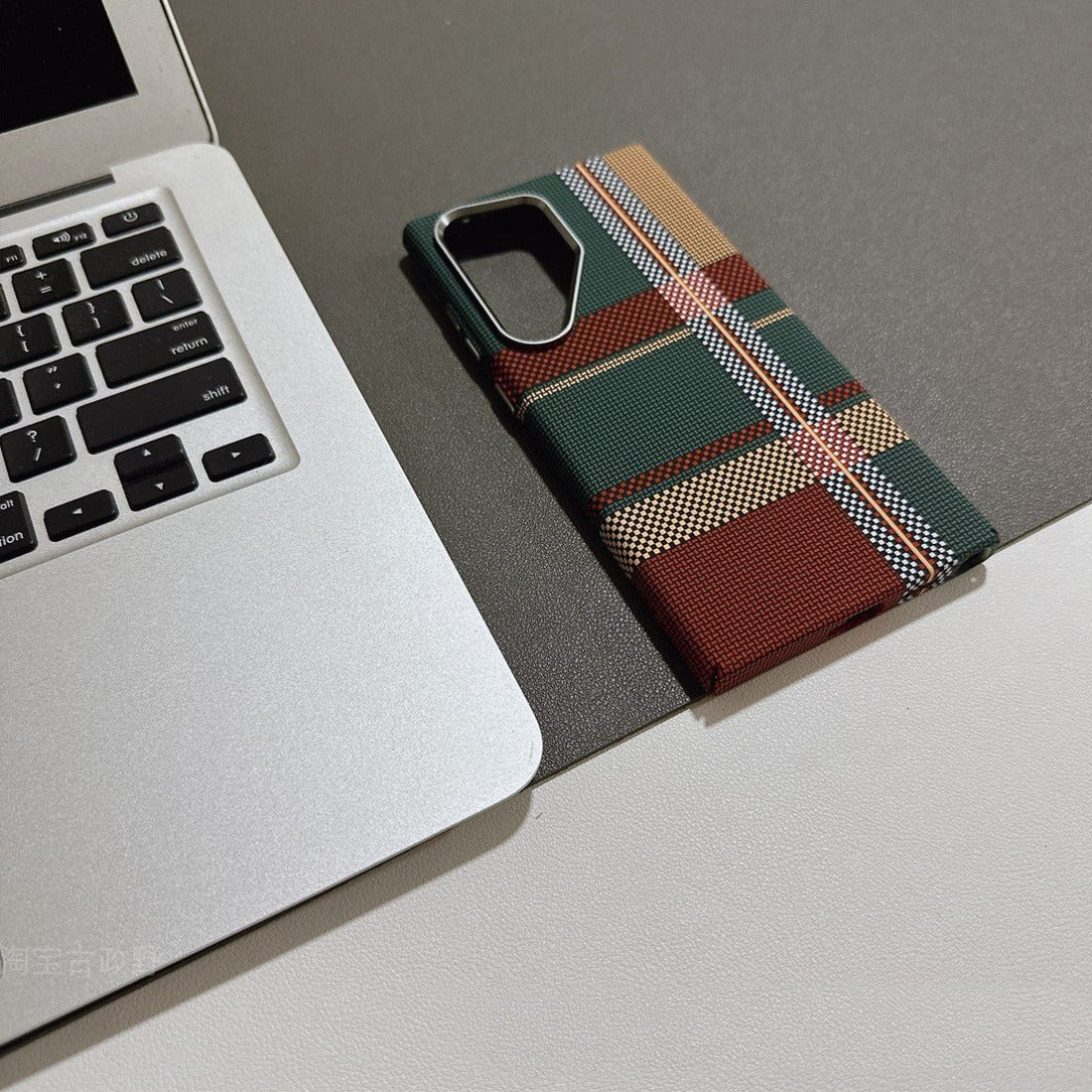 Million Cases Ultimate Luminous Magnetic Fiber Case - Samsung - view 6