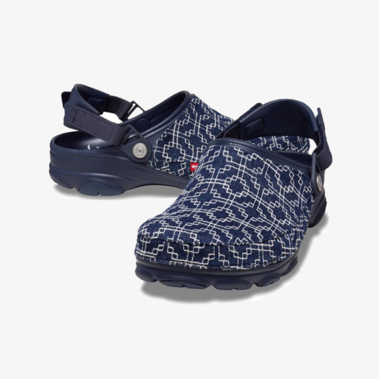 Crocs | LEVIS X CROCS ALL TERRAIN CLOG { NAVY