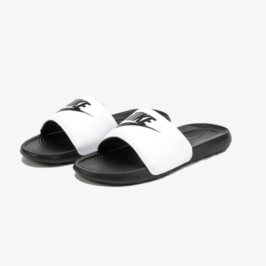 Nike | VICTORI ONE { BLACK/BLACK-WHITE - view 2