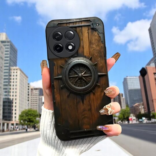 Million Cases Wooden Compass – Default