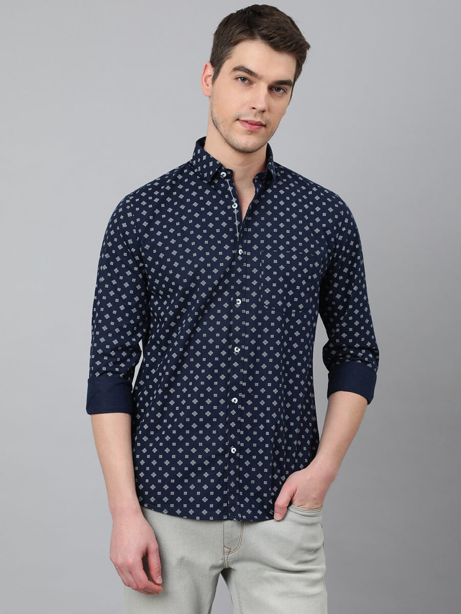 BlackTree Men Navy Standard Fit Printed Casual Shirt
