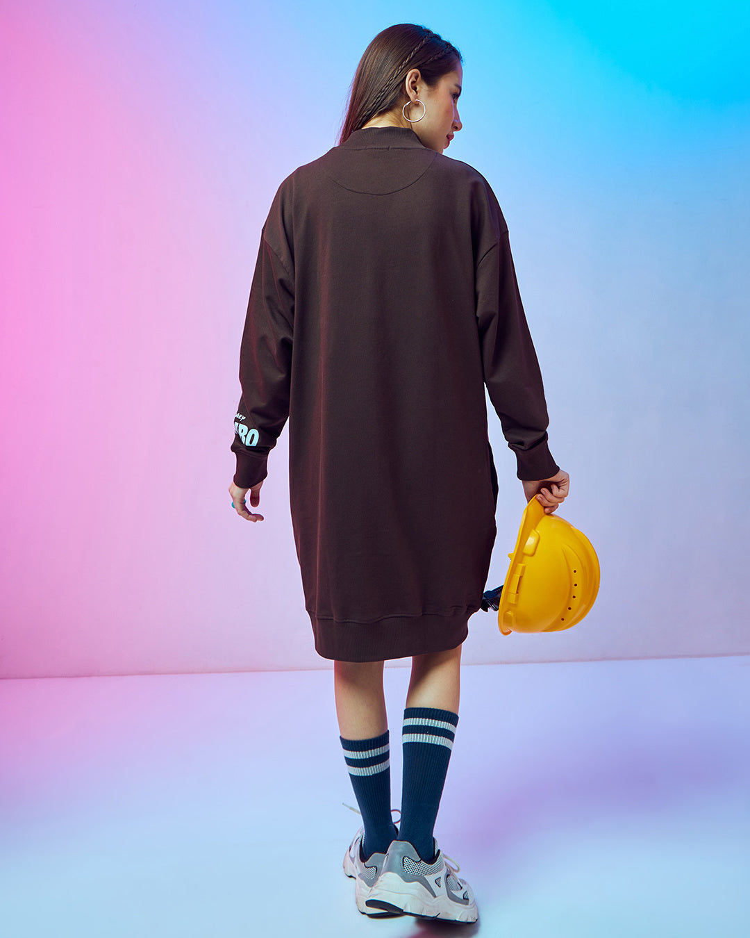 BlackTree Graphic Printed Oversized dresses - view 3