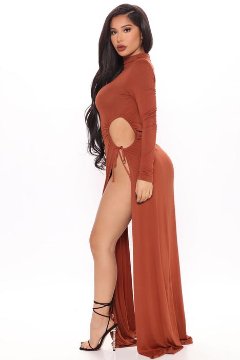 BlackTree Slitsation Long Sleeve Maxi Dress - Rust.