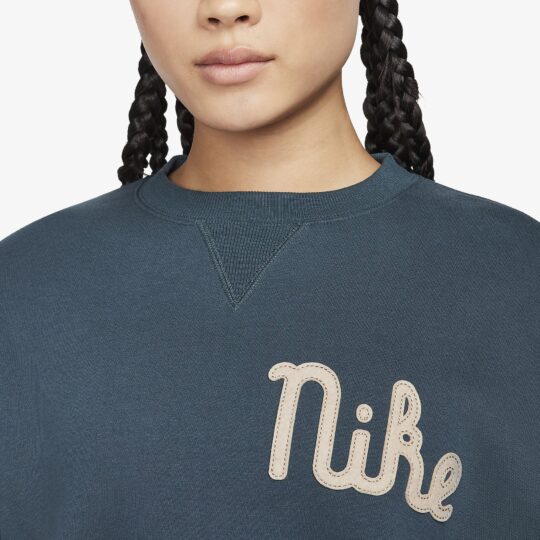 Nike | CREW-NECK FLEECE SWEATSHIRT { DEEP JUNGLE/KHAKI/CAMPFIRE ORANGE - view 2