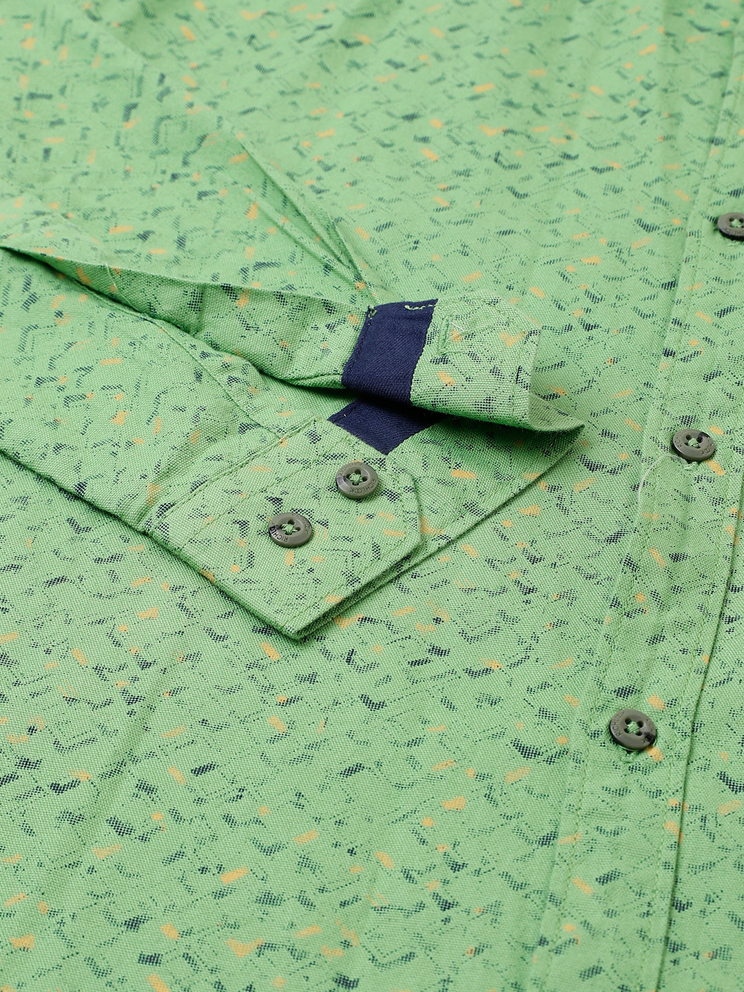 BlackTree Men Green Standard Fit Printed Casual Shirt - view 3