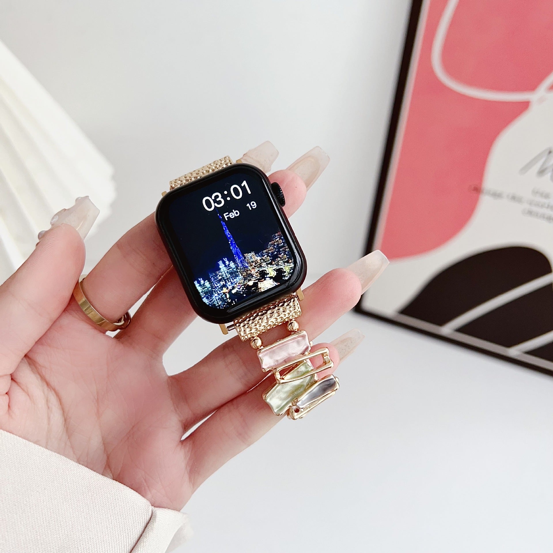 Peeperly Dynamic Geometric Elastic Strap for Apple Watch - view 6