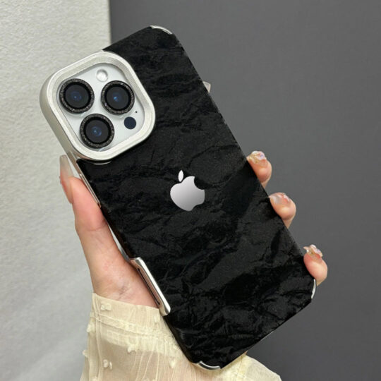 Million Cases Silky Snowy Mountain Leather Case - iPhone