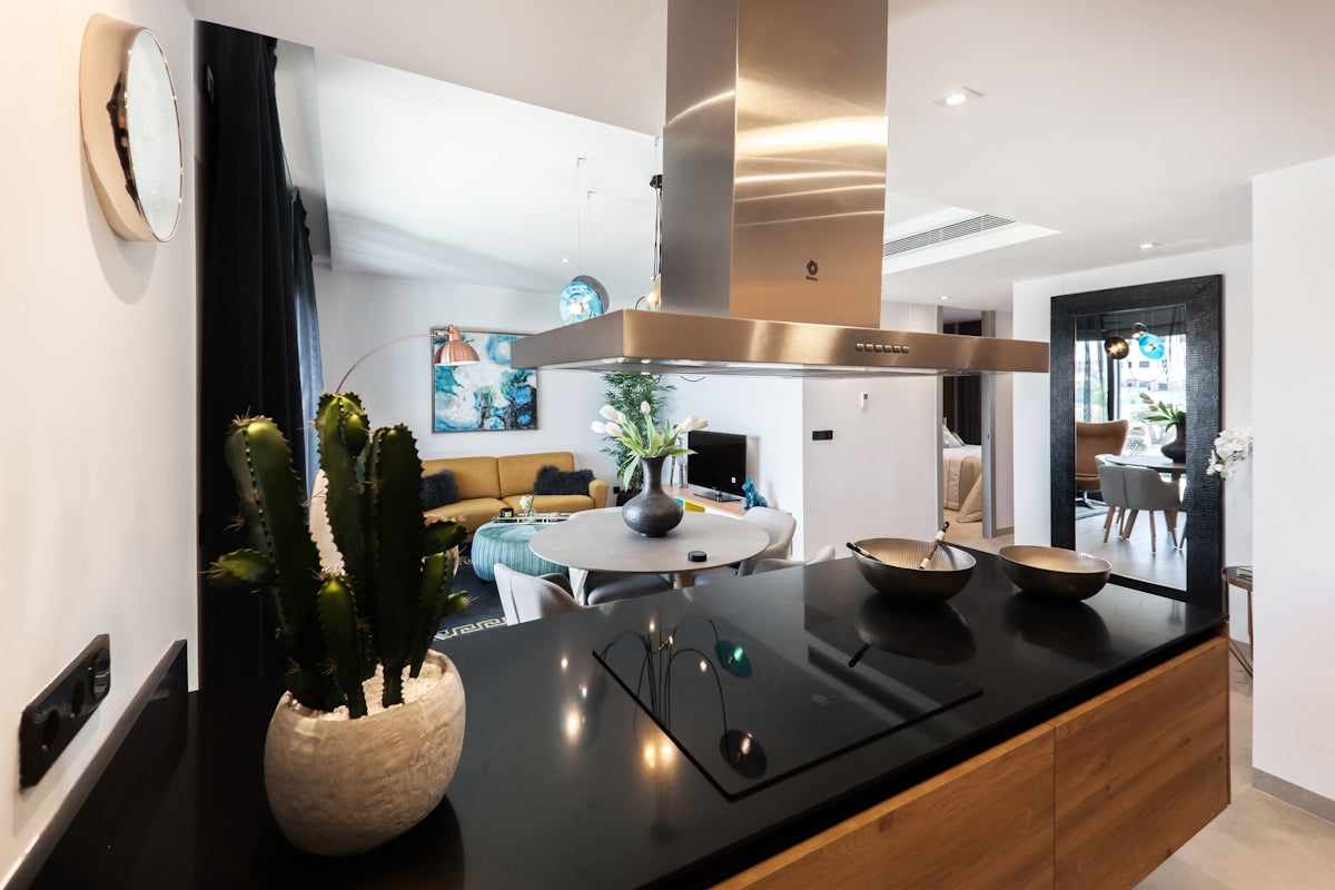 The Brass Glass (S) Gift Set: Elegance Meets Functionality in Smart Kitchen Accessories Essentials