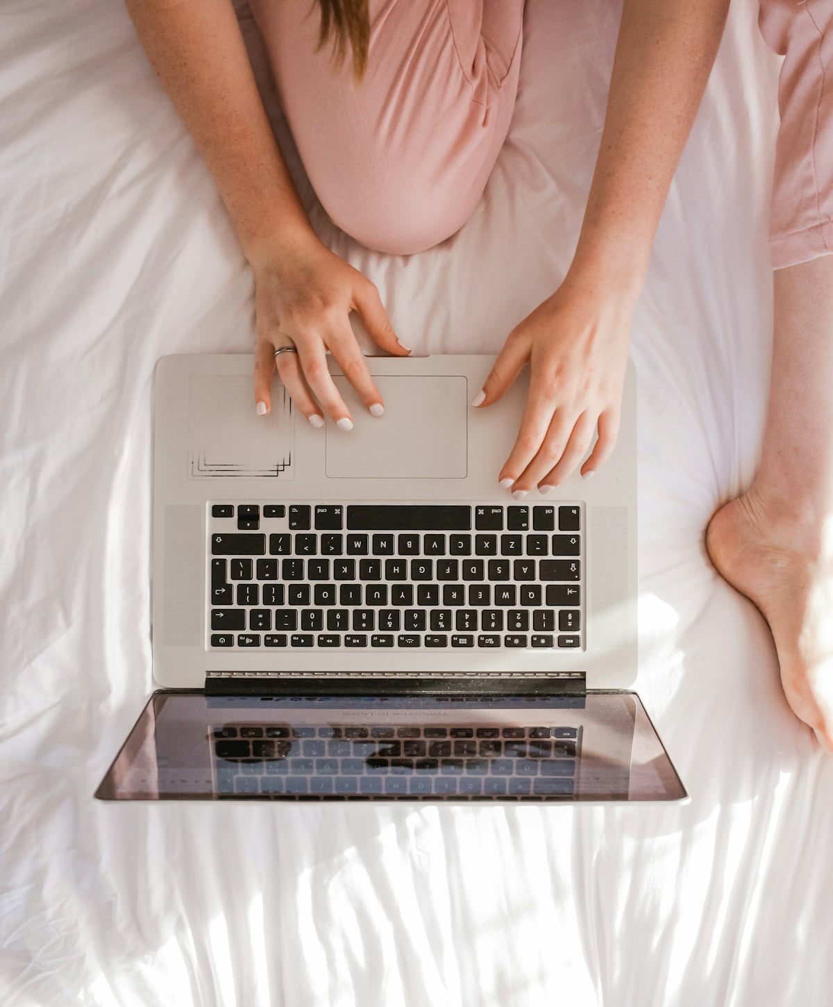 How Online Shopping with Flipkart Simplifies Your Fashion Journey