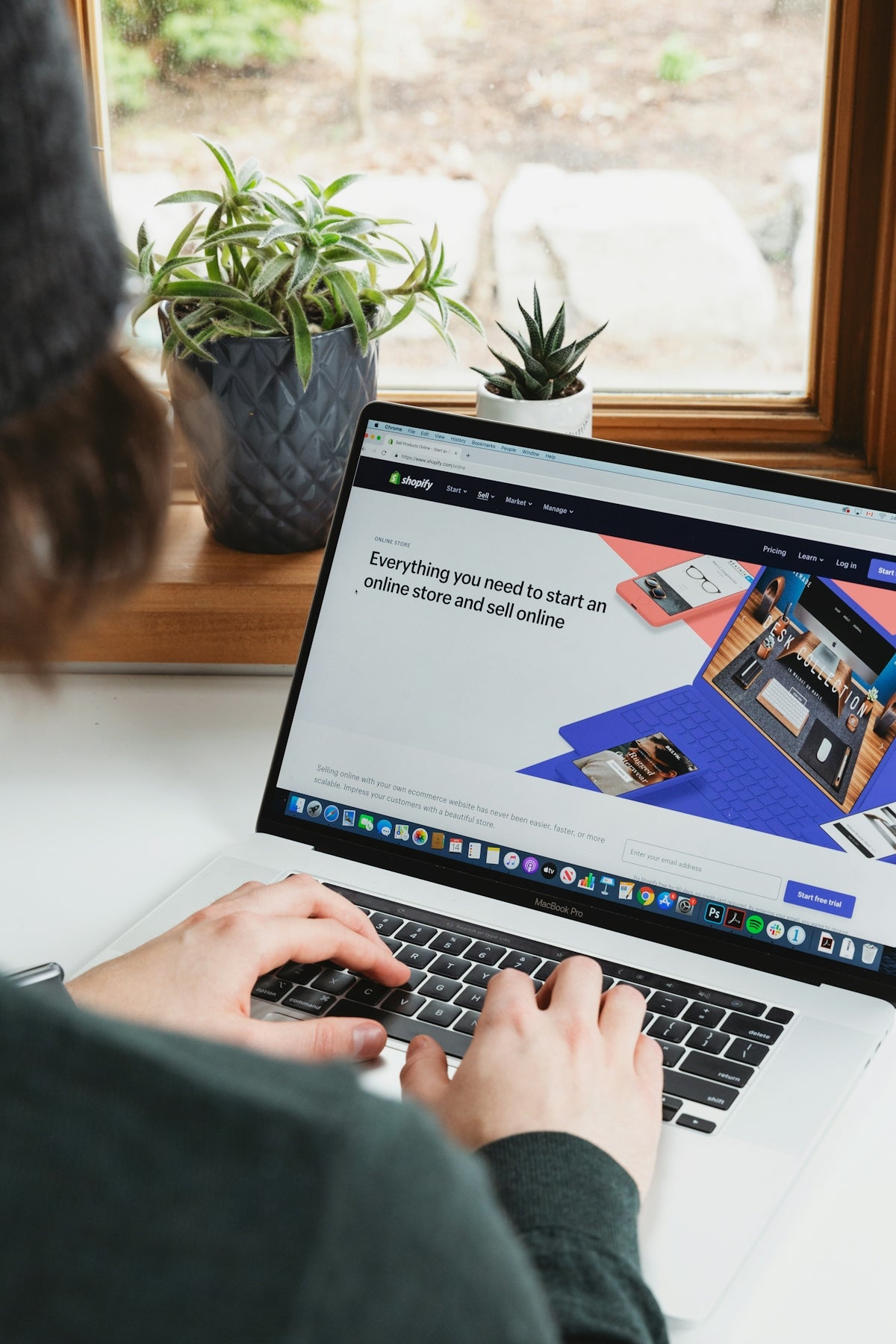 Online shopping – Simplifying Online Shopping with AJIO