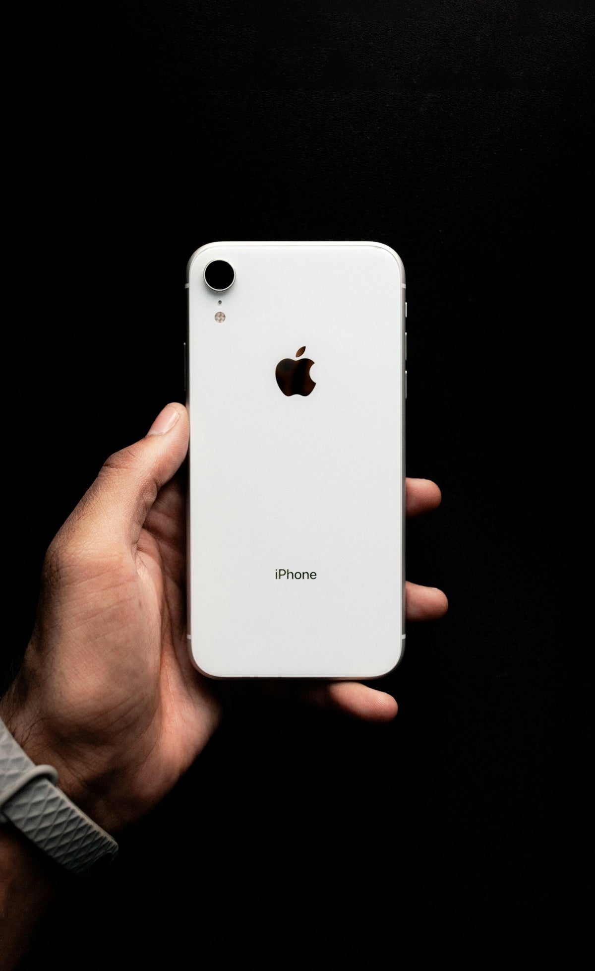 Explainer: Benefits of Premium iPhone Cases India and How to Choose