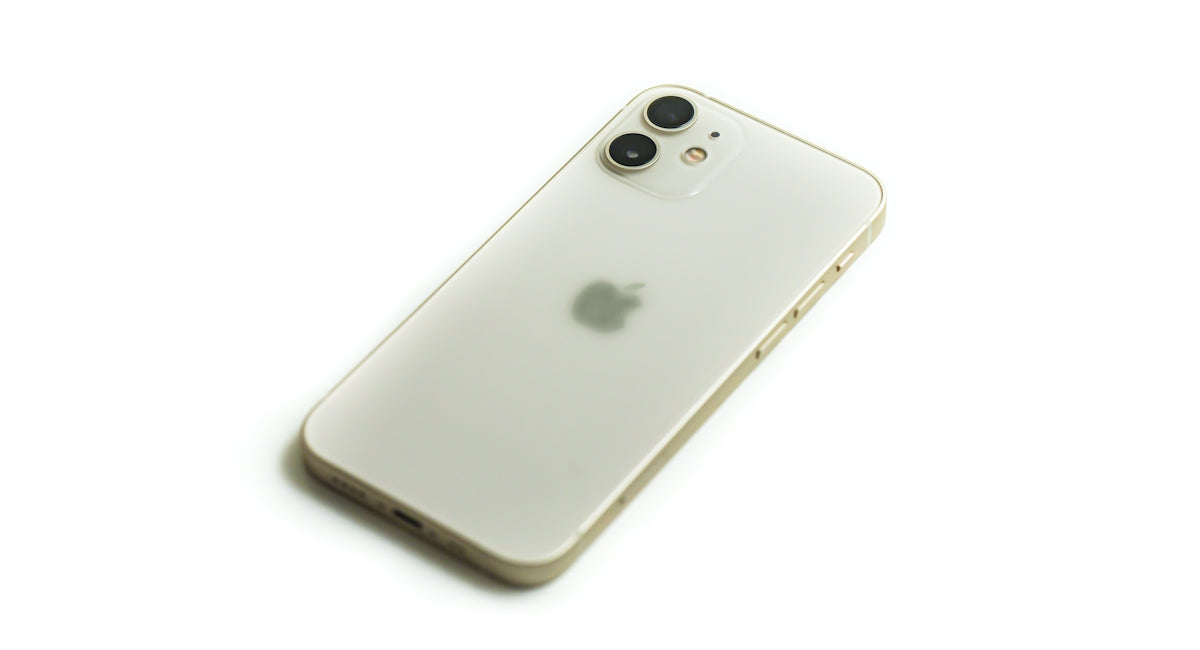 Luxury Meets Functionality Enhance Your Mobile’s Style with Premium iPhone 15 Pro Max Cases and Multi-Purpose Accessories