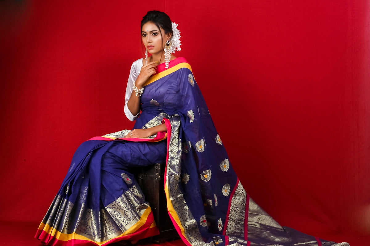 Mastering Office Wear with the Best Online Linen Sarees