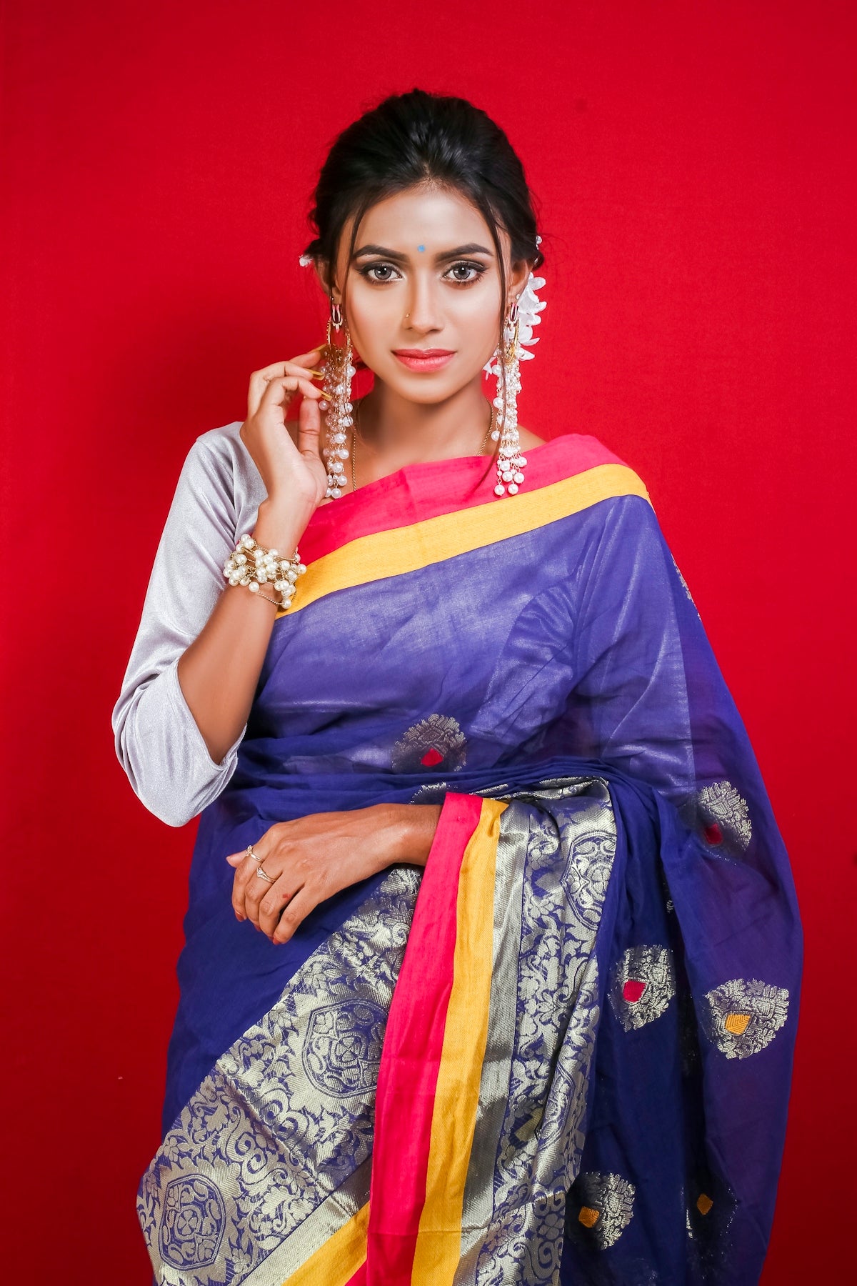 How to Pair Blouse Designs with Pattu and Banarasi Sarees for Unique Styles