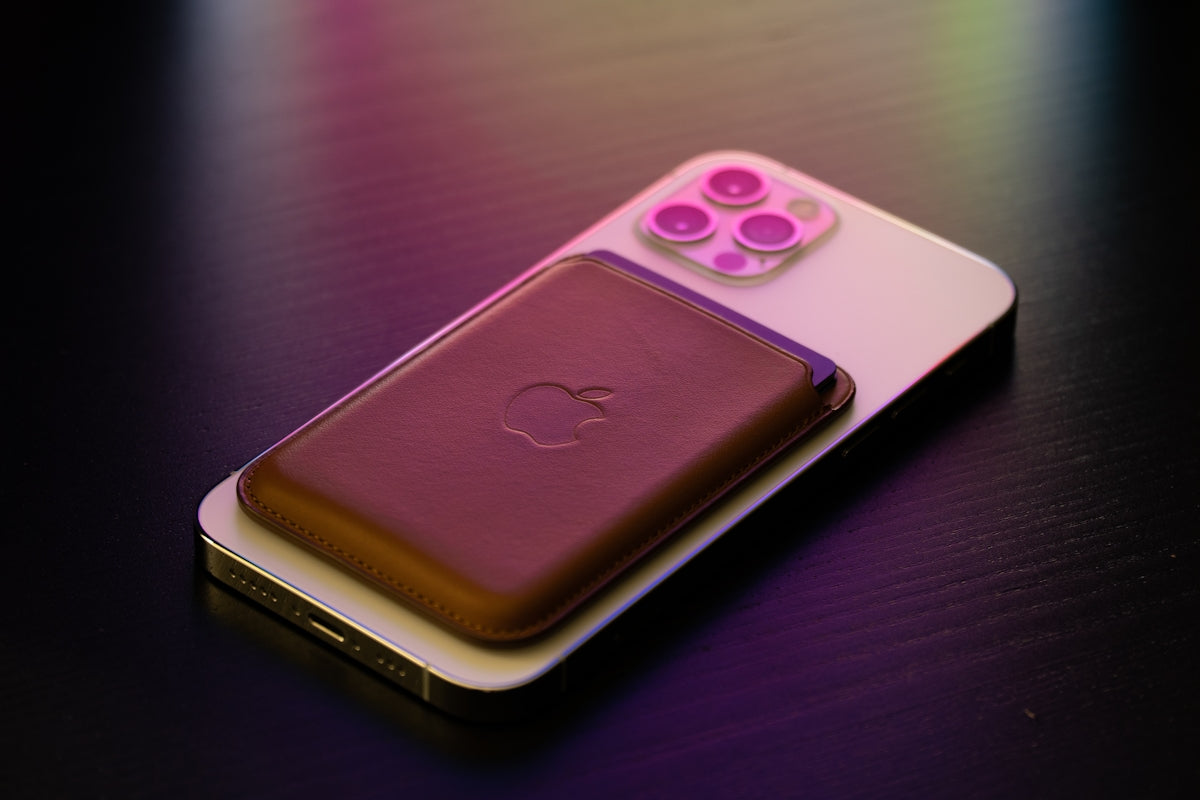 Accessories for iphone – Guide to Top MagSafe Accessories for iPhone: Enhancing Functionality