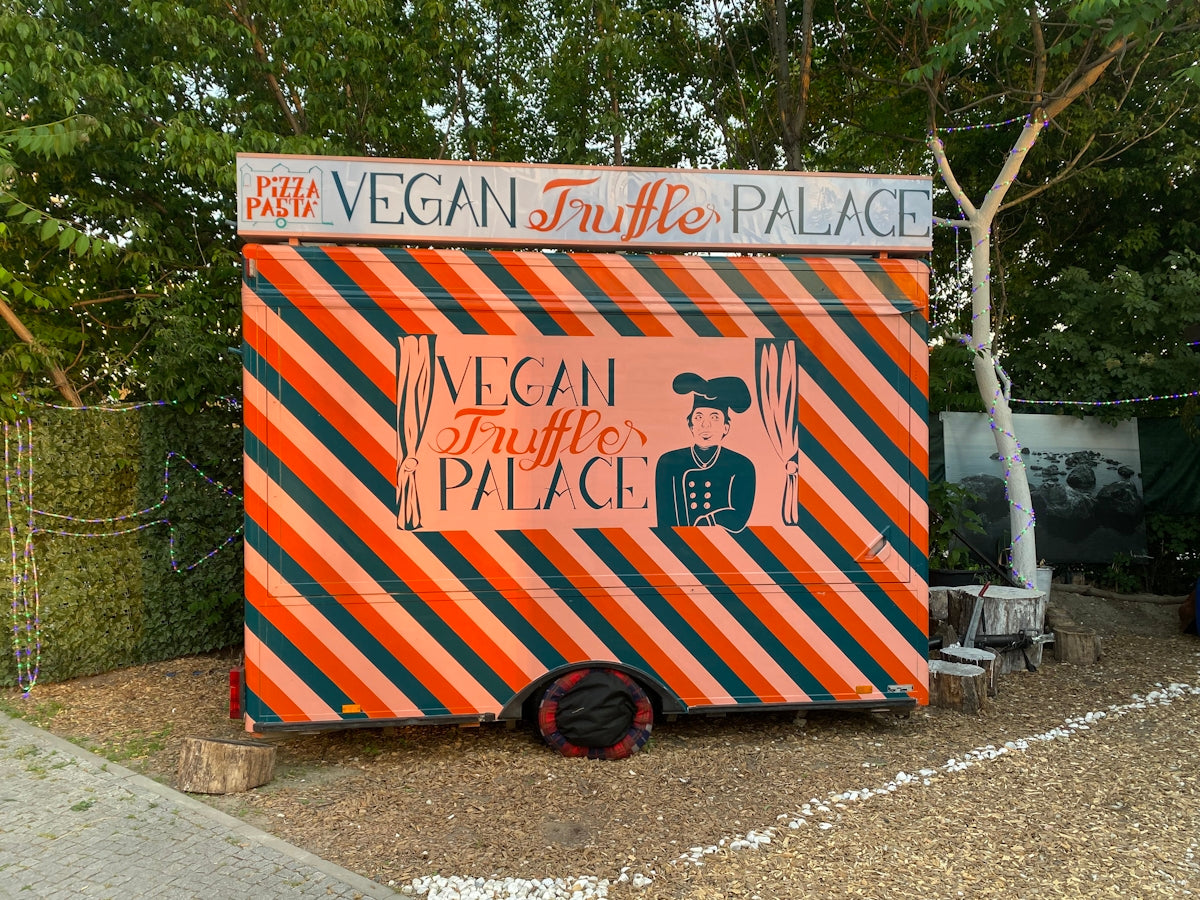 How to Start a Vegan Street Food Truck Franchise in 2026 with BlackTree’s 100% Cashback Incentives and Customized Mobile Kitchen Solutions