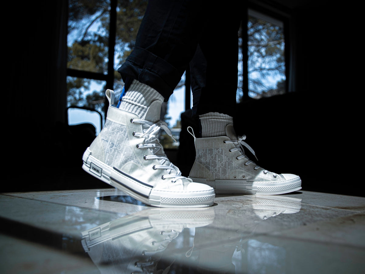 Essential Tips for Finding the Right Sneakers for Men With a Perfect Fit