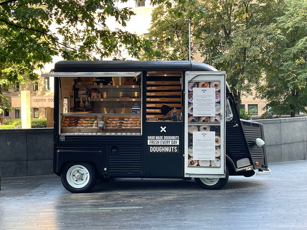 Profitable niches – Exploring Profitable Niches: Why BlackTree is India's Best Choice with Gourmet Mobile Kitchen Deals and 100% Cashback