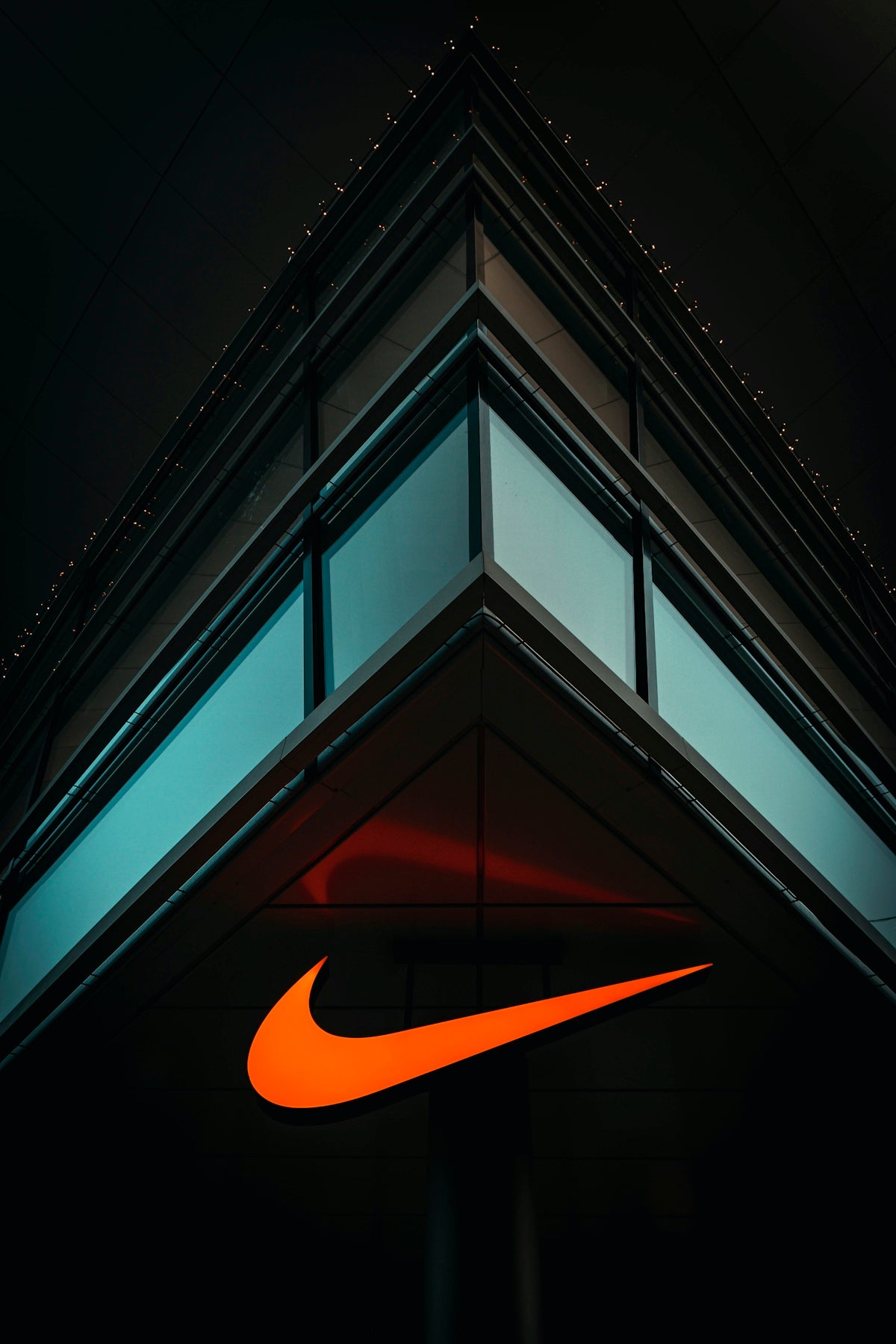 How to Spot Authentic Luxury Sneakers: A Guide to Nike Jordan and Adidas