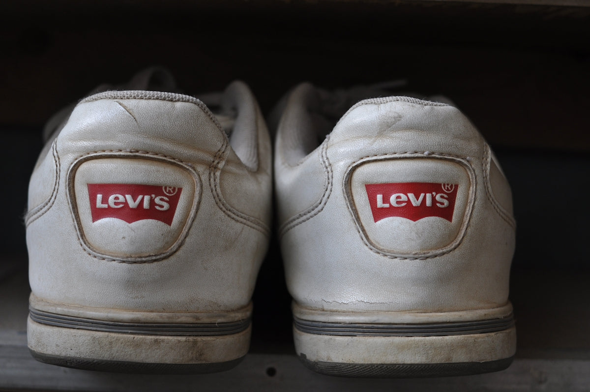 The Comprehensive Benefits of Choosing White Sneakers for Every Occasion