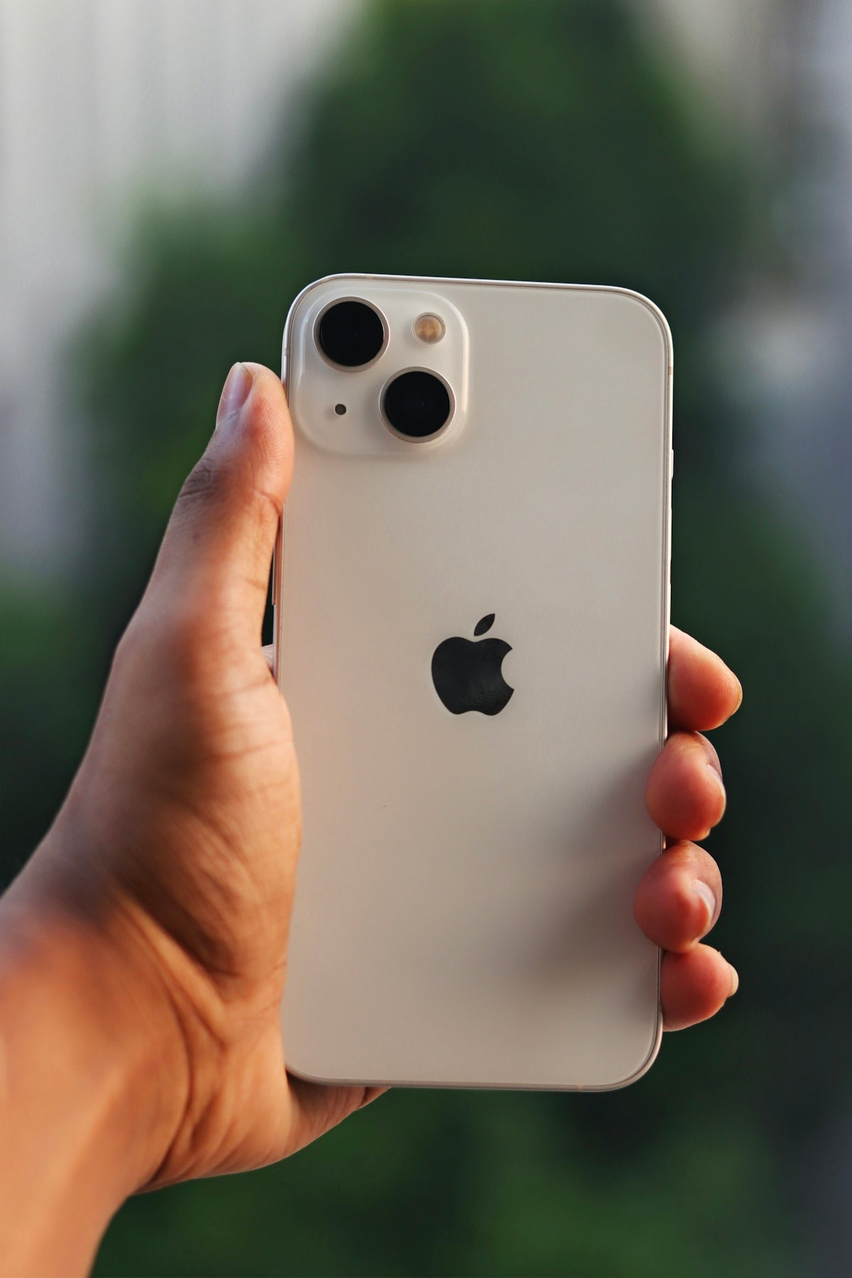 Exploring the World of Luxury Smartphone Cases in India