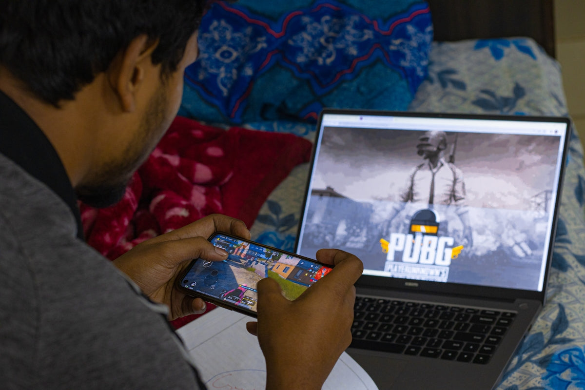 Optimizing Your Device: Mobile Gaming Accessories India Gamers Must Have