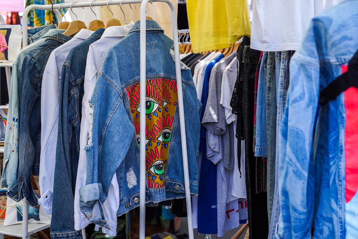 Indian youth – 2025 Fashion Trends: Why Indian Youth Are Embracing BlackTree Jeans for Affordable Designer Streetwear in India
