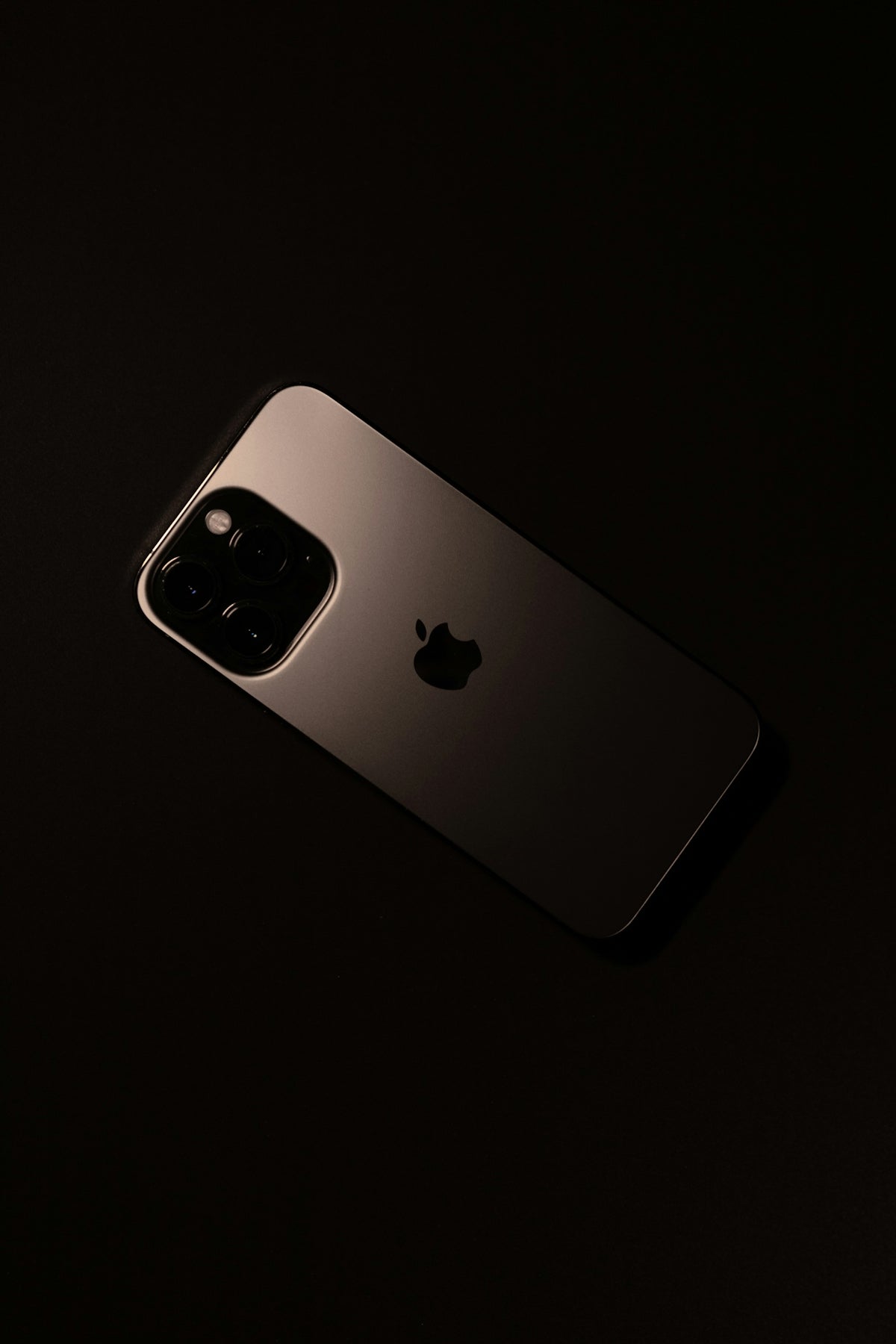 Discover Unparalleled Smartphone Protection: From Premium iPhone 15 Pro Max Cases to Magnetic Magsafe Innovations in India