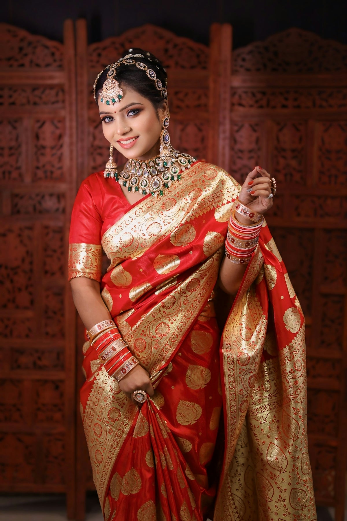 Embrace Elegance: Buying Pure Silk Sarees Online in India