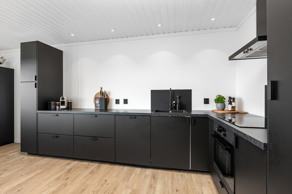 Streamline Your Cooking Experience with Milton’s Slanted Bowl: The Key to a Space-Saving Smart Kitchen with AI-Integrated Innovations