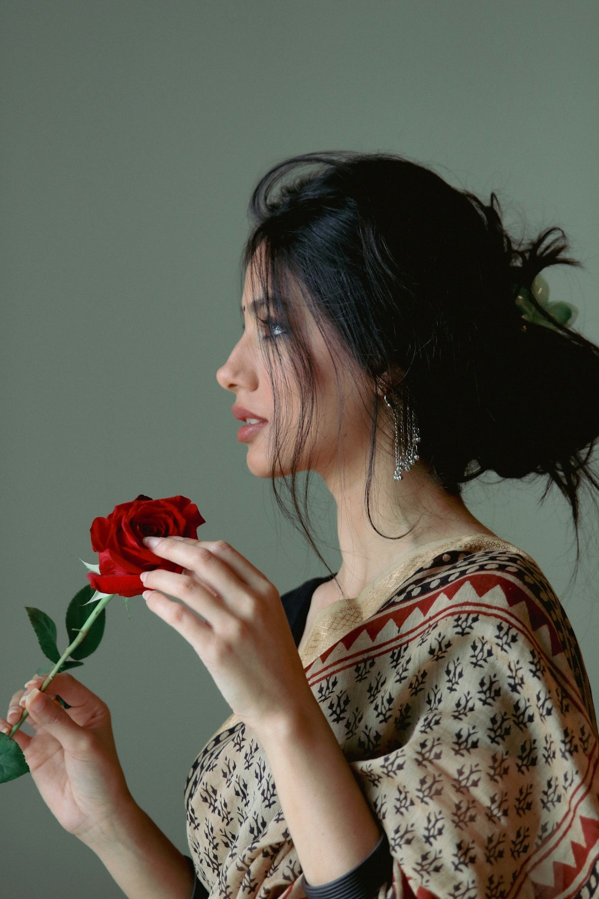 Swatantrata Saree: A Revolutionary Choice for Online Shopping