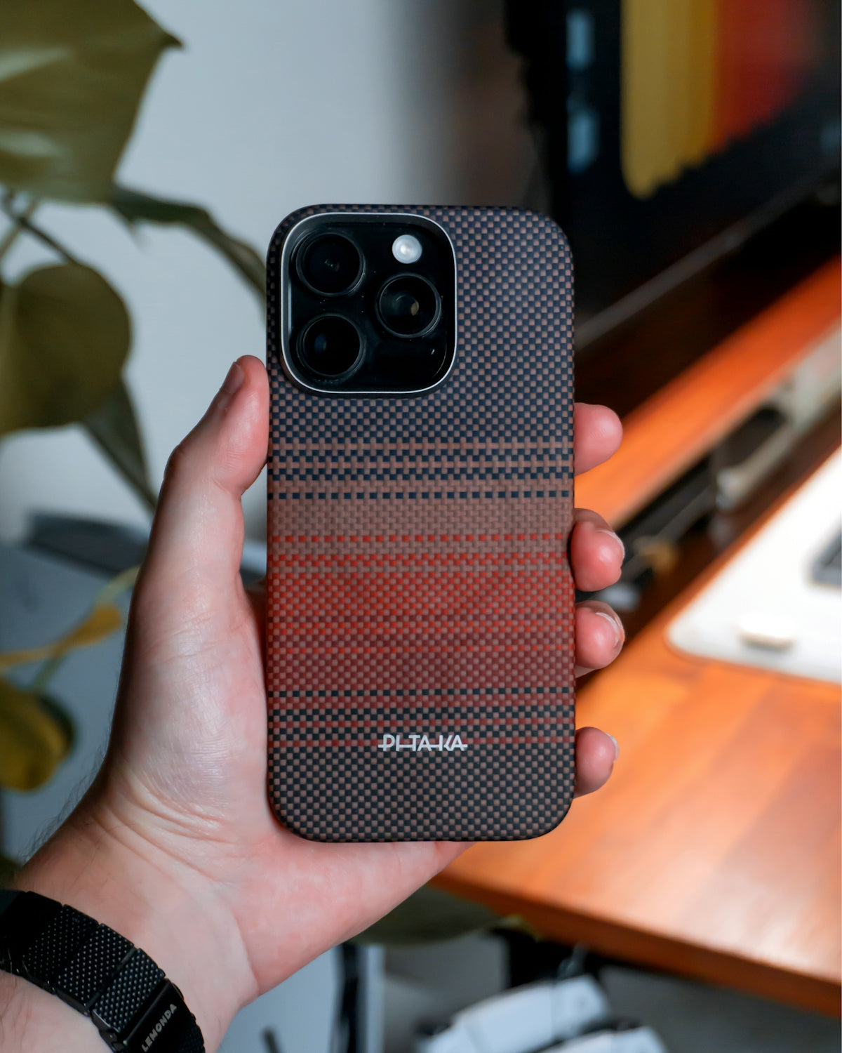 Exploring Versatility and Durability: From Premium iPhone 15 Pro Max Cases to Magnetic Magsafe and Rugged Armor Smartphone Accessories
